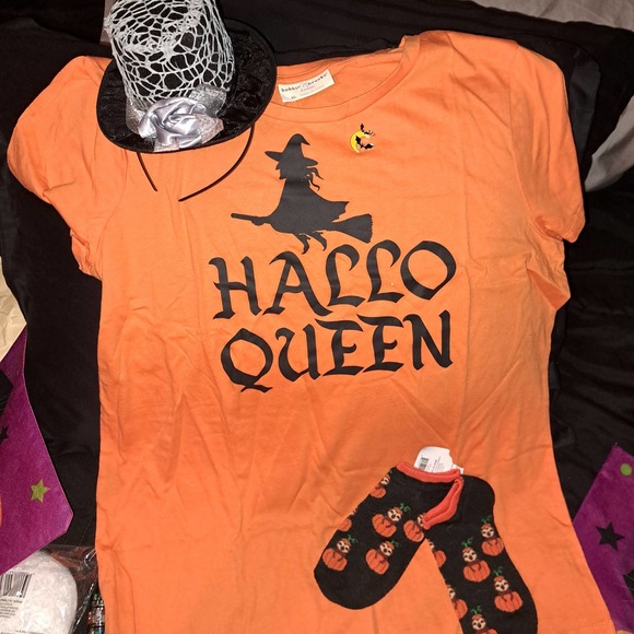 Halloween SALE! Ladies XL or Men M-L HalloQueen Tee, Sock, Pendant, Hat - Picture 2 of 10